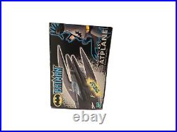 Vintage Unopened Hasbro Batman Shadowcast BatPlane Rotating Capture Hook 2001