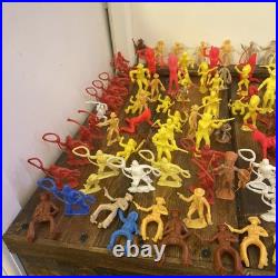 Vintage WESTERN Plastic Figures toys Cowboys Indians Marx Others 153 figures