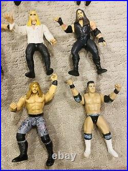 Vintage WWF WCW Lot Of 31 Elite Toy Figure Wrestlers 1990s Collection With Extras