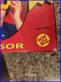 Vintage and Rare 1991 Toy Biz X-Men Cyclops Laser Light Visor boxed MIB BOXED