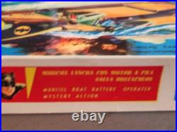 Vintage and Rare Bichi 1966 BATMAN BATBOAT Battery Operated MIB Argentina WORKS