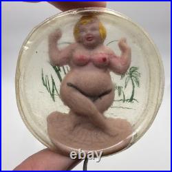 Vintage crank wind Chubby Lady plastic case rubber figure that Wiggles BBW
