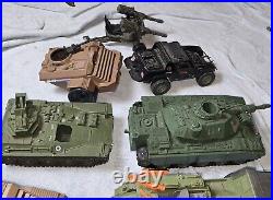 Vintage gi joe vehicle lot 1980 7 Ct Tanks Jeep More Incomplete