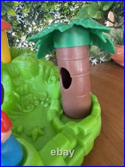 Vtg 1977 Playskool Gilligan's Floating Island Characters & Accessories Bath Toys