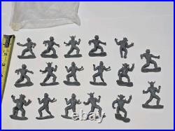 Vtg 1983 Marty Toy Warriors of The Galaxy Heroes vs Demons HUGE 34+ Figure Lot