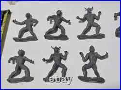 Vtg 1983 Marty Toy Warriors of The Galaxy Heroes vs Demons HUGE 34+ Figure Lot