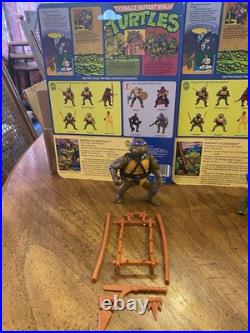 Vtg 1988 complete TMNT Set 4 Figures Lot W 10 Back Cardback w weapon racks