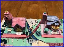 Vtg 1990s Polly Pocket BlueBird Houses Toy & Figures Lot w Church Pizza Window