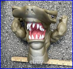 Vtg JAWS Sharks Jab Hammerhead Street Wise Design Hand Puppet Toy 1994 ARMS move