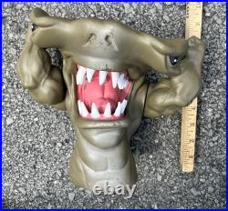Vtg JAWS Sharks Jab Hammerhead Street Wise Design Hand Puppet Toy 1994 ARMS move