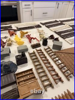Vtg Marx Fort Apache Playset Lot 102 Pc Log Cabin Fences Figures Accessories