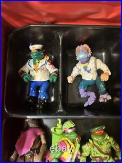 Vtg Teenage Mutant Ninja Turtle TMNT Playmates Collectors Case Lot of 20 figures