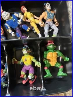 Vtg Teenage Mutant Ninja Turtle TMNT Playmates Collectors Case Lot of 20 figures