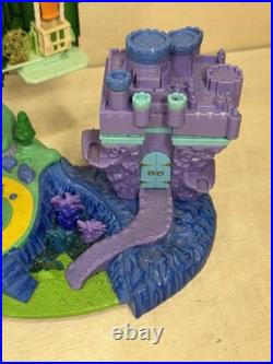 WIZARD of OZ Polly Pocket Playset Emerald City 2001 100% COMPLETE Look/Read WIZARD of OZ Polly Pocket Playset Emerald City 2001 100% COMPLETE Look/Read