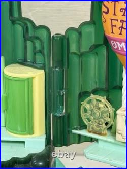 WIZARD of OZ Polly Pocket Playset Emerald City 2001 100% COMPLETE Look/Read