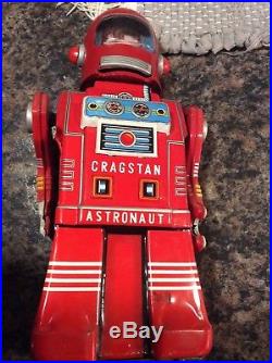 Yonezawa Cragstan Astronaut Red Robot Crank type Tin Wind-up Figure Japan made