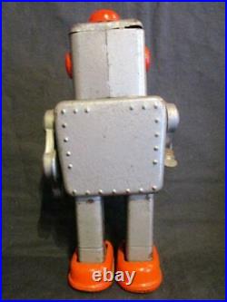 Yonezawa Wind-Up Space Explorer Tin Toy Robot Figure Silver Japan #3414